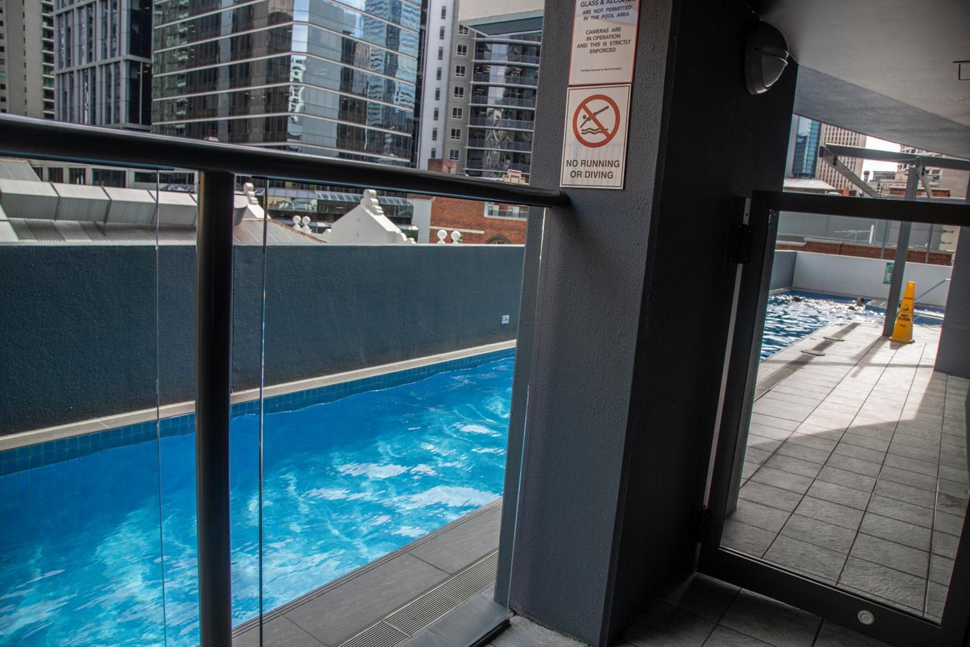 Homestay Private Cbd Bedroom In A Shared On River Brisbane